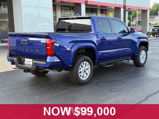 Toyota Tacoma 2WD Vehicle Full-screen Gallery Image 03