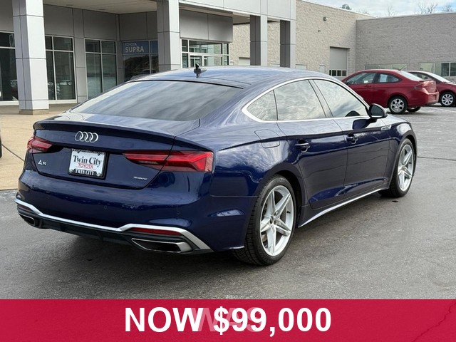 Audi A5 Sportback Vehicle Full-screen Gallery Image 03