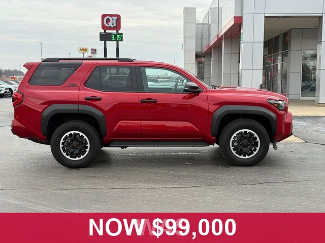 Toyota 4Runner Vehicle Full-screen Gallery Image 02