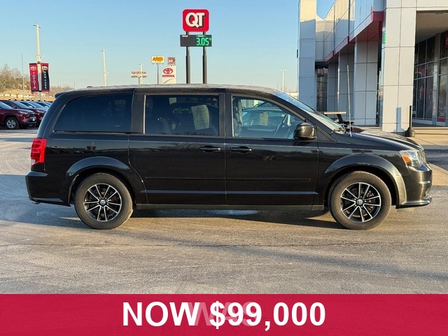 Dodge Grand Caravan Vehicle Full-screen Gallery Image 02