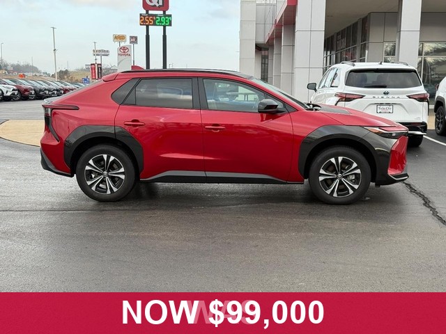 Toyota bZ4X Vehicle Full-screen Gallery Image 02