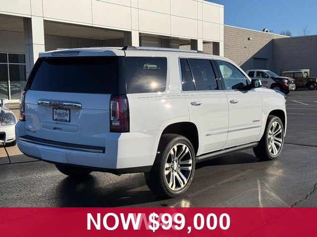 GMC Yukon Vehicle Full-screen Gallery Image 03