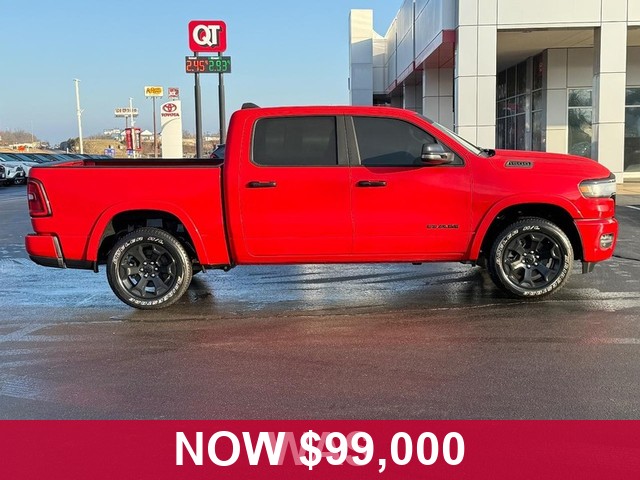 Ram 1500 Vehicle Full-screen Gallery Image 02