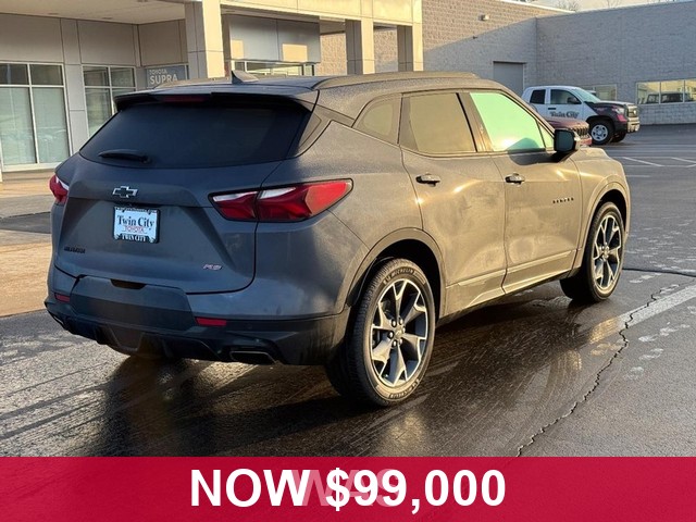 Chevrolet Blazer Vehicle Full-screen Gallery Image 03