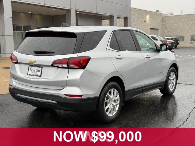 Chevrolet Equinox Vehicle Full-screen Gallery Image 03