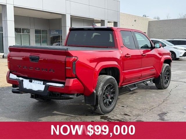 Toyota Tacoma 4WD Vehicle Full-screen Gallery Image 03