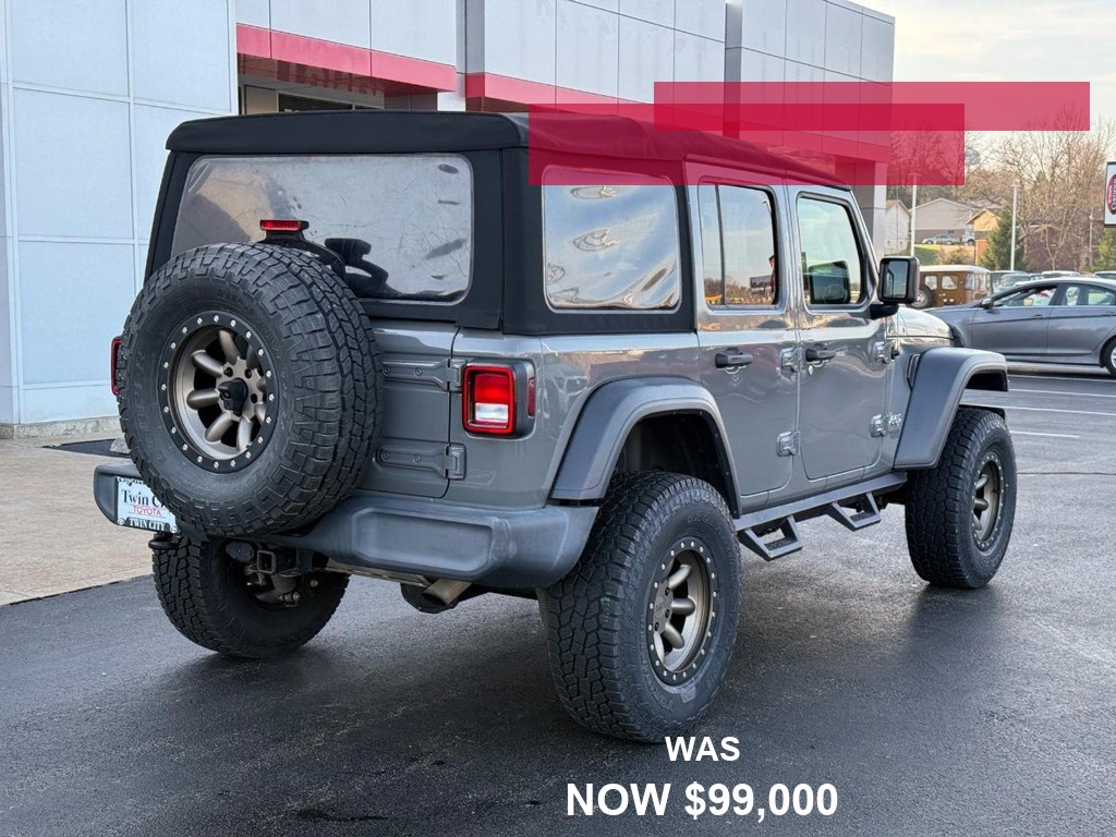 Jeep Wrangler Unlimited Vehicle Full-screen Gallery Image 03