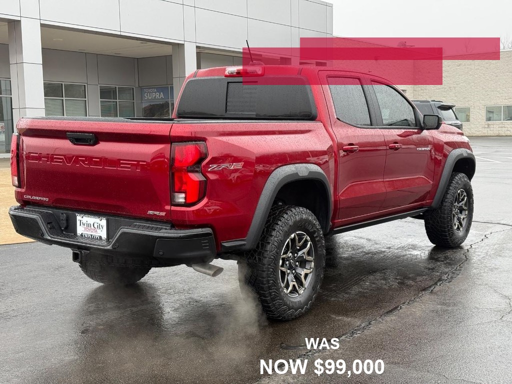 Chevrolet Colorado Vehicle Full-screen Gallery Image 03