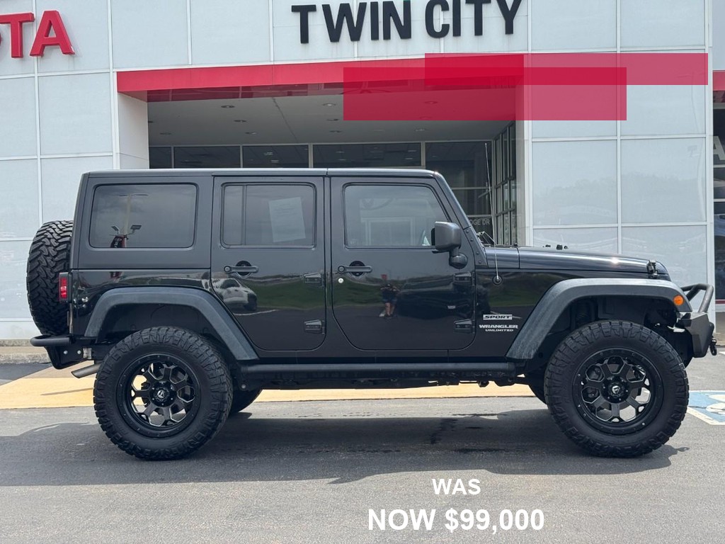 Jeep Wrangler Unlimited Vehicle Full-screen Gallery Image 02