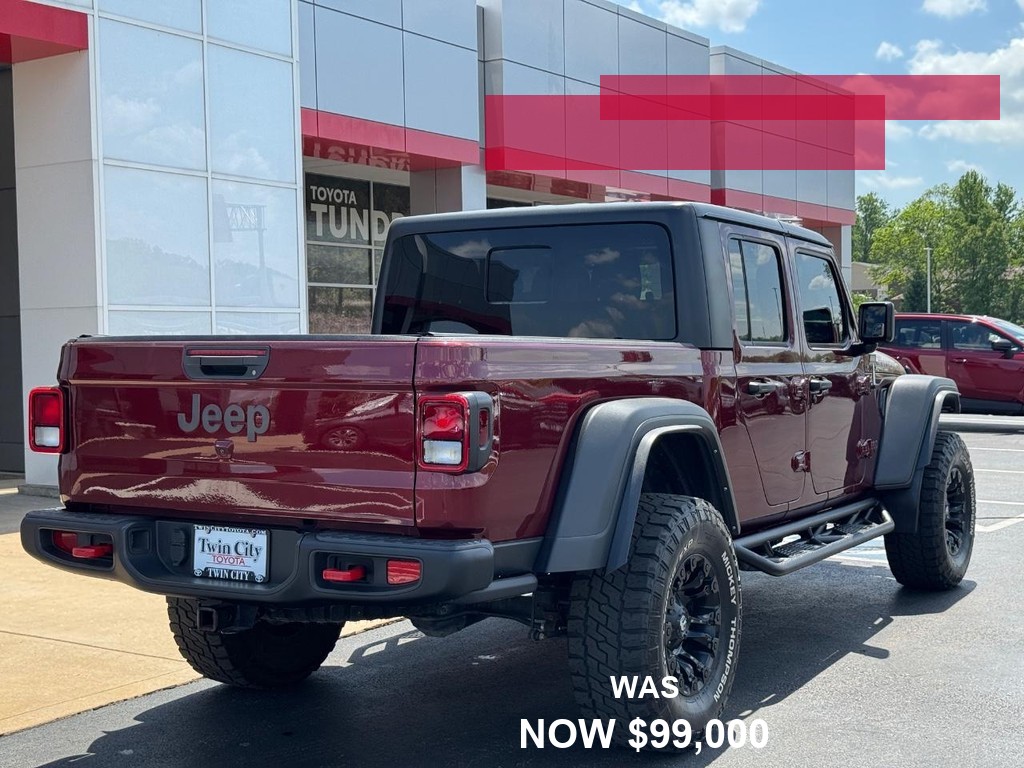 Jeep Gladiator Vehicle Full-screen Gallery Image 03