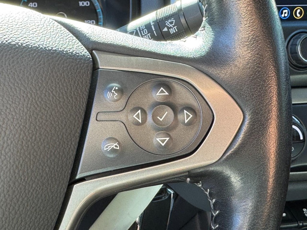 Chevrolet Colorado Vehicle Full-screen Gallery Image 18