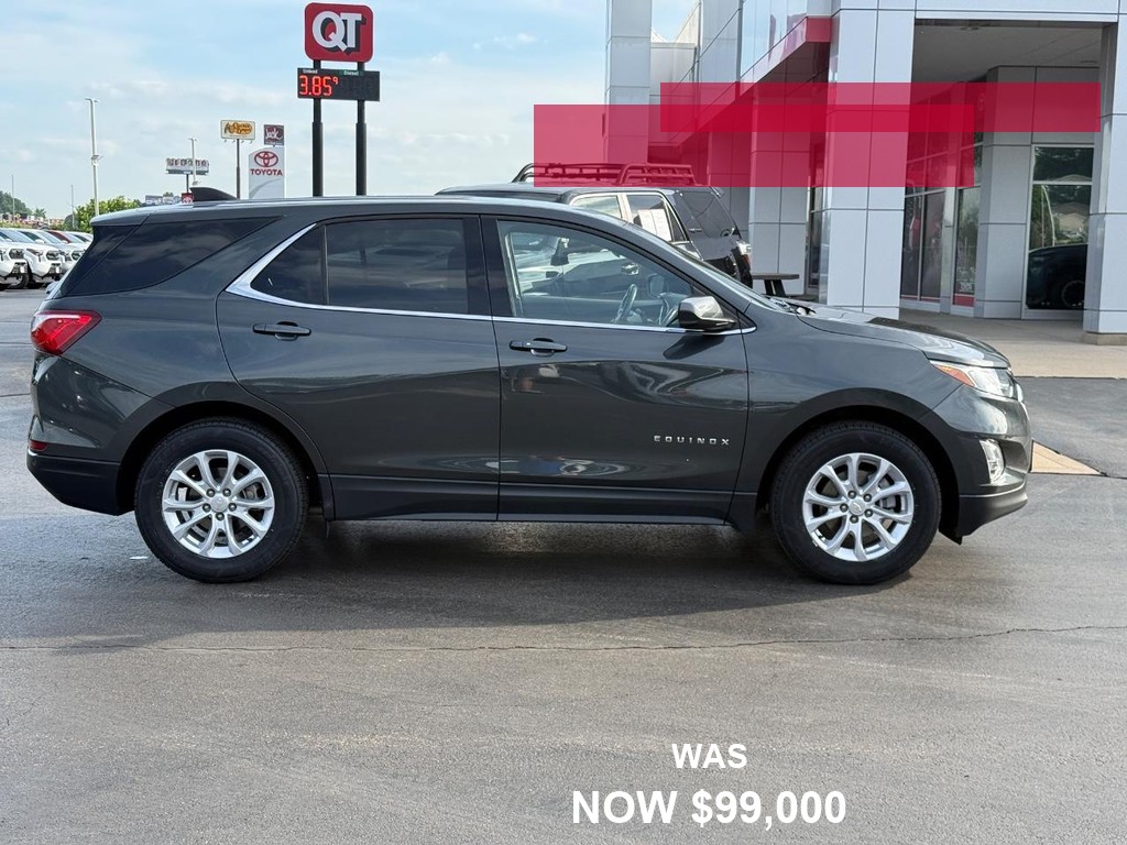 Chevrolet Equinox Vehicle Full-screen Gallery Image 02