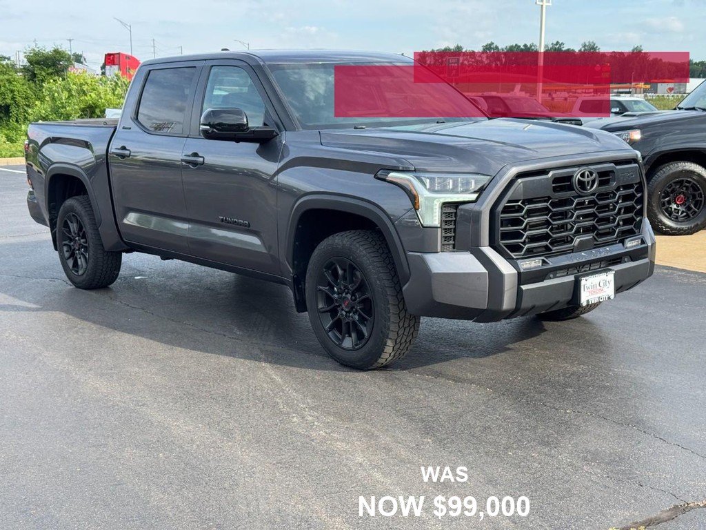 Toyota Tundra 4WD Vehicle Full-screen Gallery Image 02