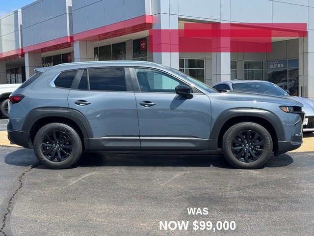 Mazda CX-50 Vehicle Full-screen Gallery Image 02