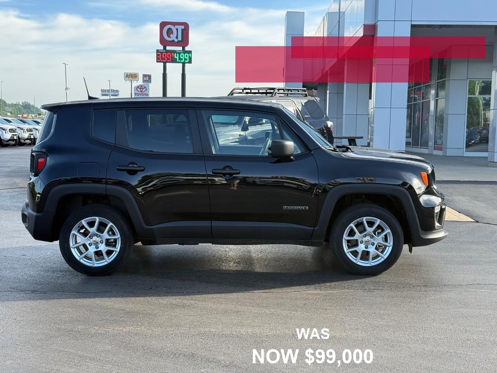 Jeep Renegade Vehicle Full-screen Gallery Image 02