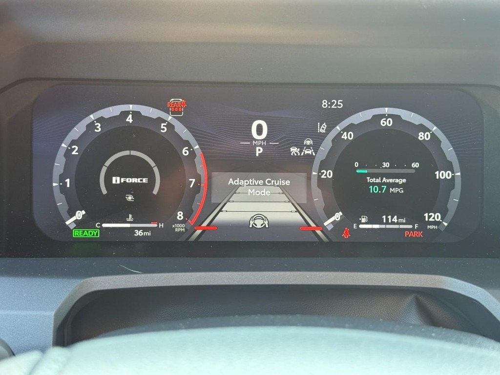 Toyota 4Runner Vehicle Full-screen Gallery Image 22