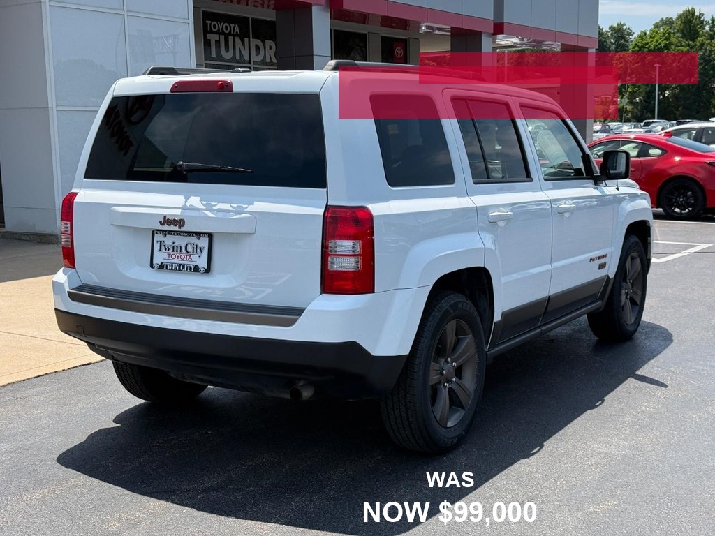 Jeep Patriot Vehicle Full-screen Gallery Image 03