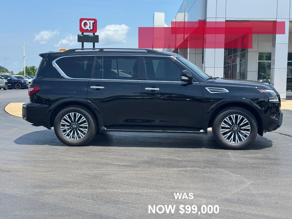 Nissan Armada Vehicle Full-screen Gallery Image 02
