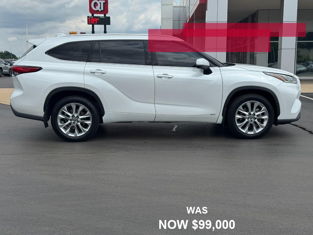 Toyota Highlander Vehicle Full-screen Gallery Image 02