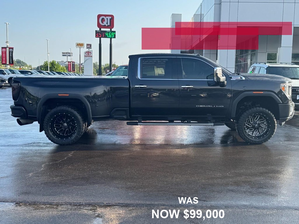GMC Sierra 3500HD Vehicle Full-screen Gallery Image 02