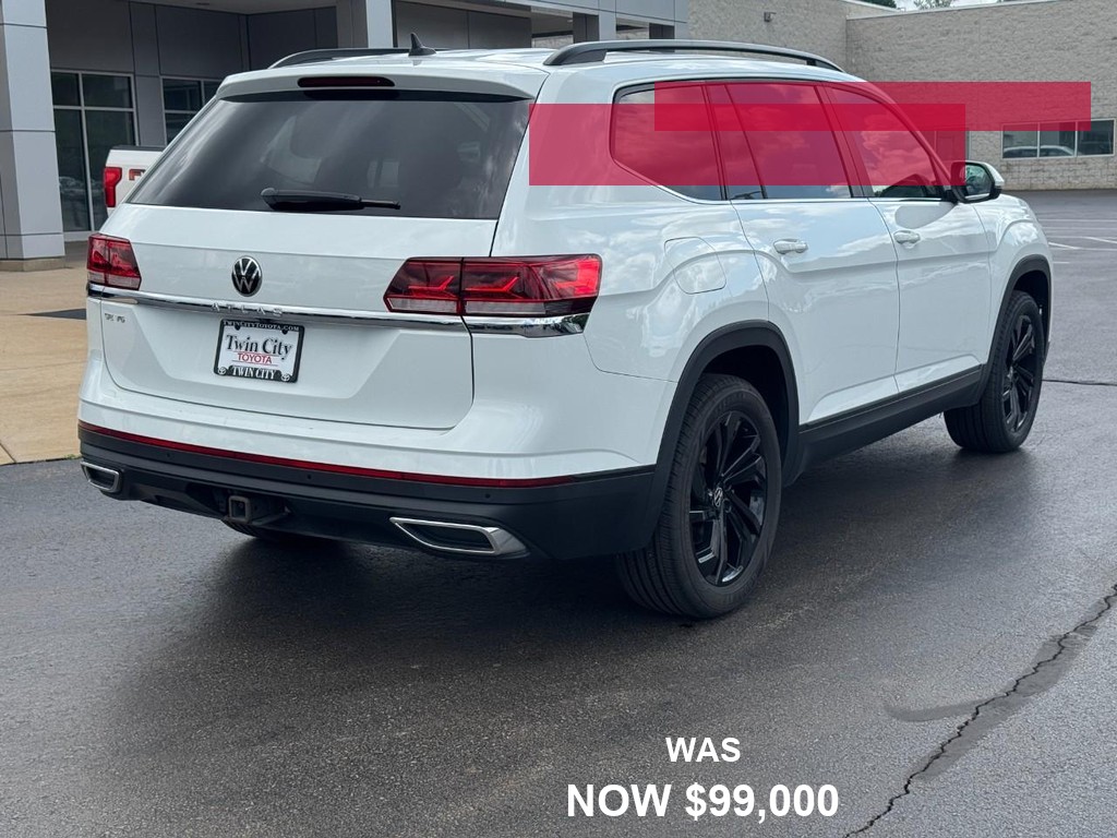Volkswagen Atlas Vehicle Full-screen Gallery Image 03