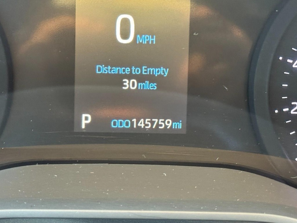 Toyota Sienna Vehicle Full-screen Gallery Image 24