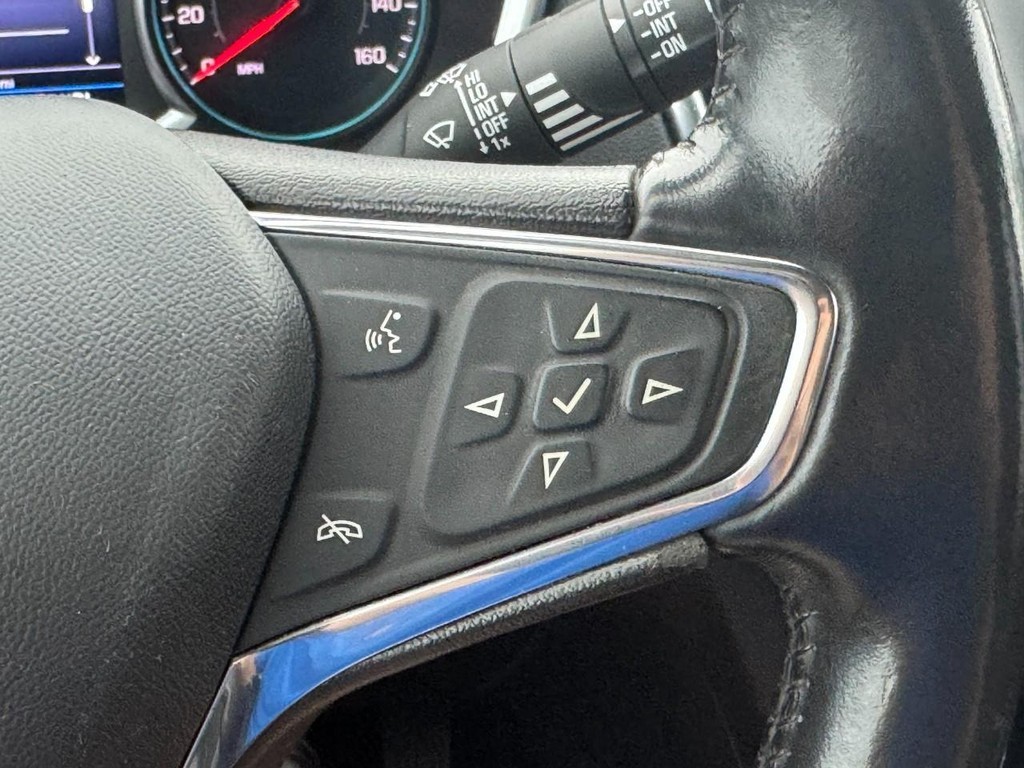 Chevrolet Equinox Vehicle Full-screen Gallery Image 20