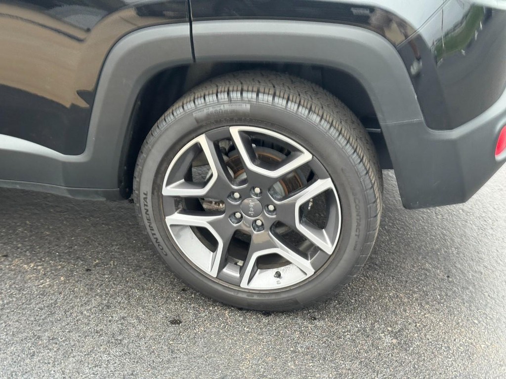 Jeep Renegade Vehicle Full-screen Gallery Image 07