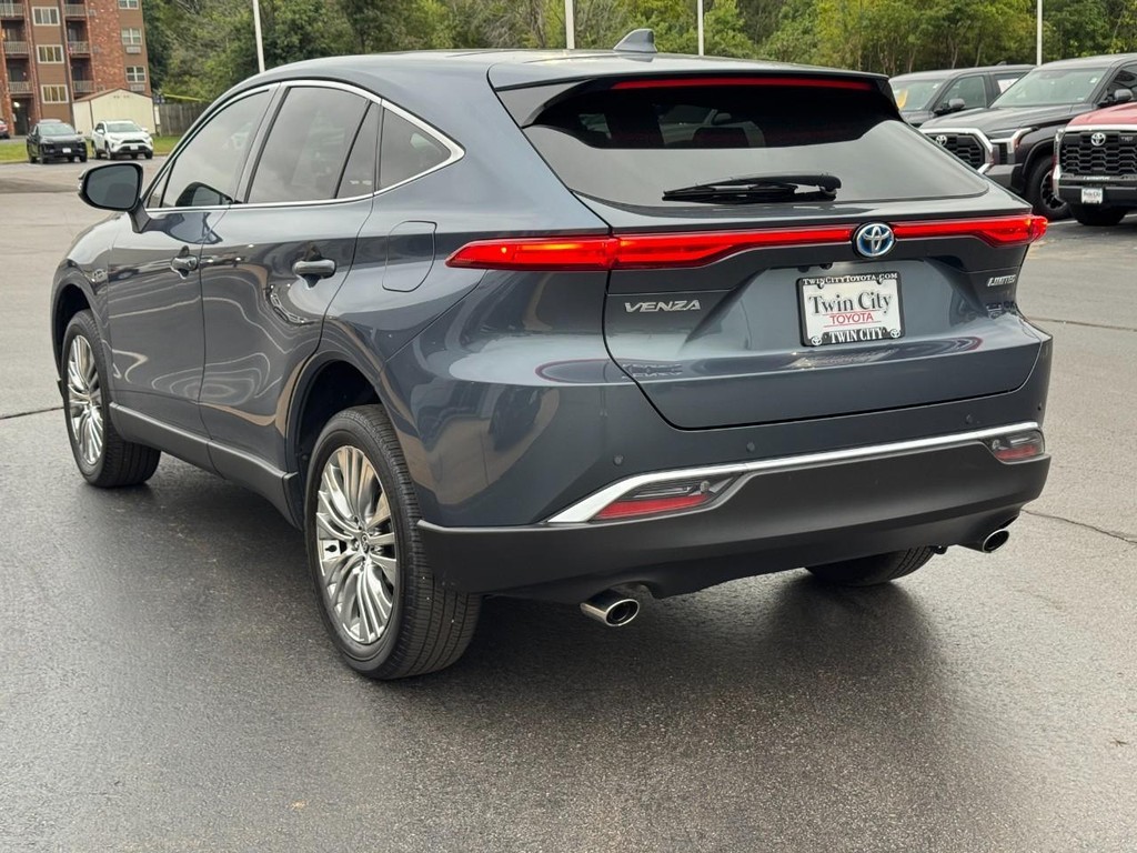 Toyota Venza Vehicle Full-screen Gallery Image 07