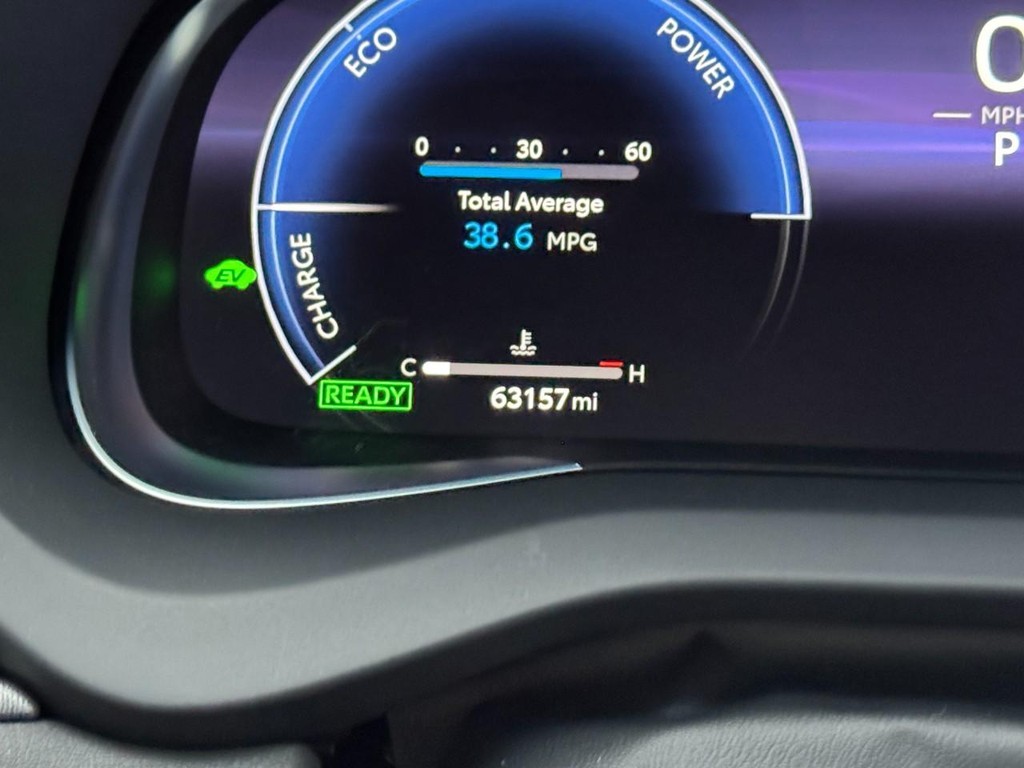 Toyota Venza Vehicle Full-screen Gallery Image 23