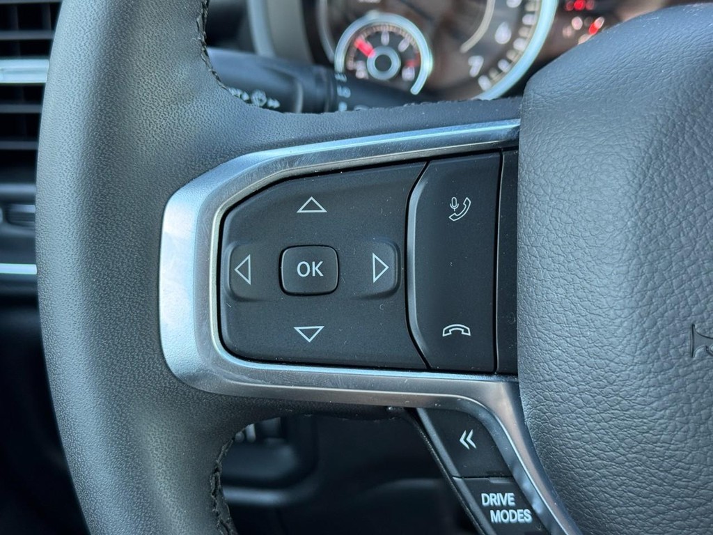 Ram 1500 Vehicle Full-screen Gallery Image 20