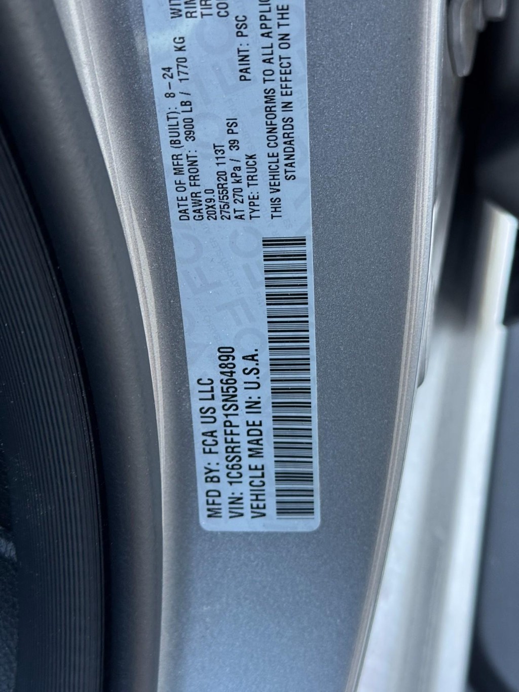 Ram 1500 Vehicle Full-screen Gallery Image 26