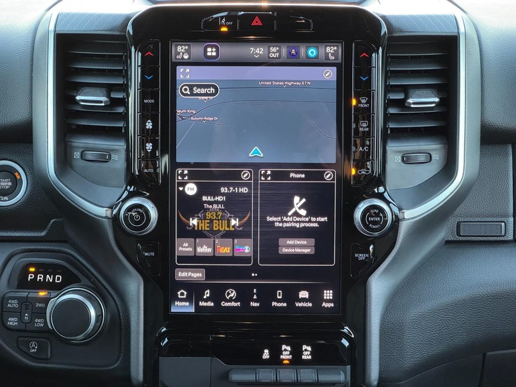Ram 1500 Vehicle Full-screen Gallery Image 15