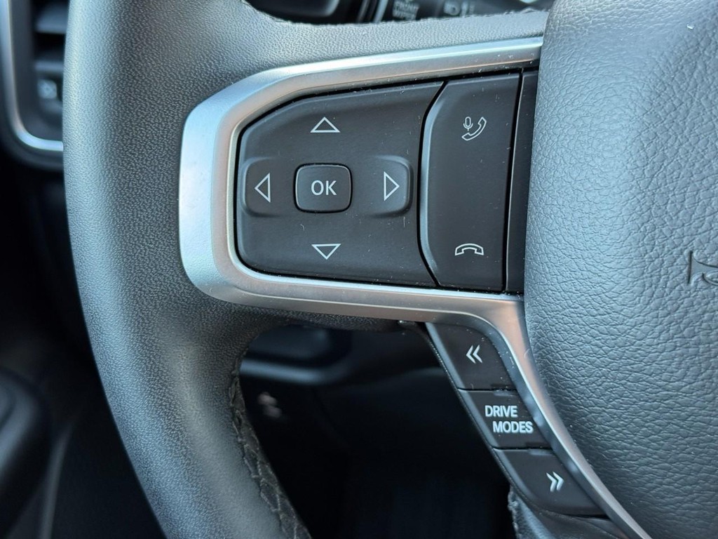 Ram 1500 Vehicle Full-screen Gallery Image 20