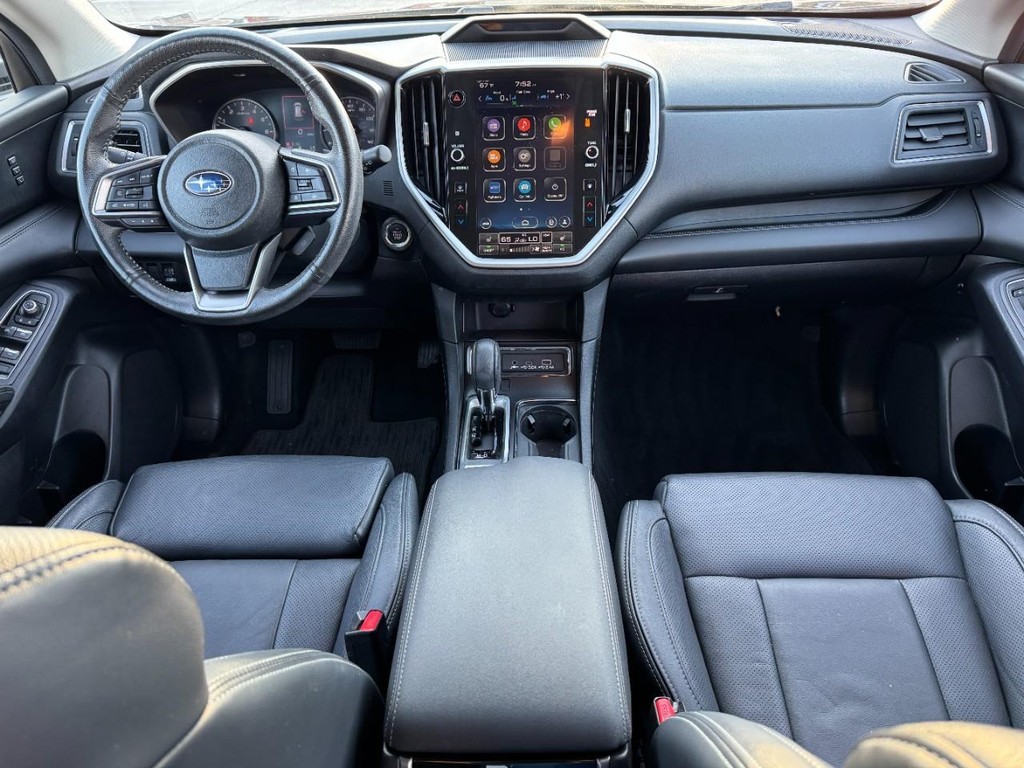 Subaru Ascent Vehicle Full-screen Gallery Image 14