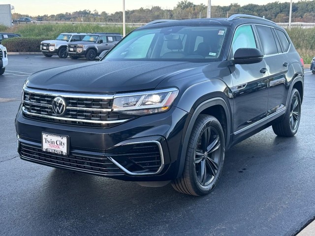 Volkswagen Atlas Vehicle Full-screen Gallery Image 11