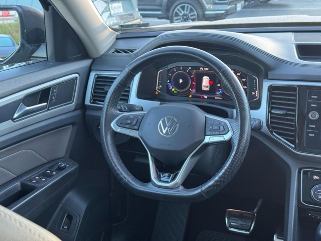 Volkswagen Atlas Vehicle Full-screen Gallery Image 17