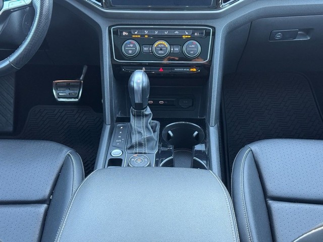 Volkswagen Atlas Vehicle Full-screen Gallery Image 19