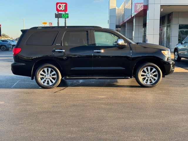 Toyota Sequoia Vehicle Full-screen Gallery Image 02