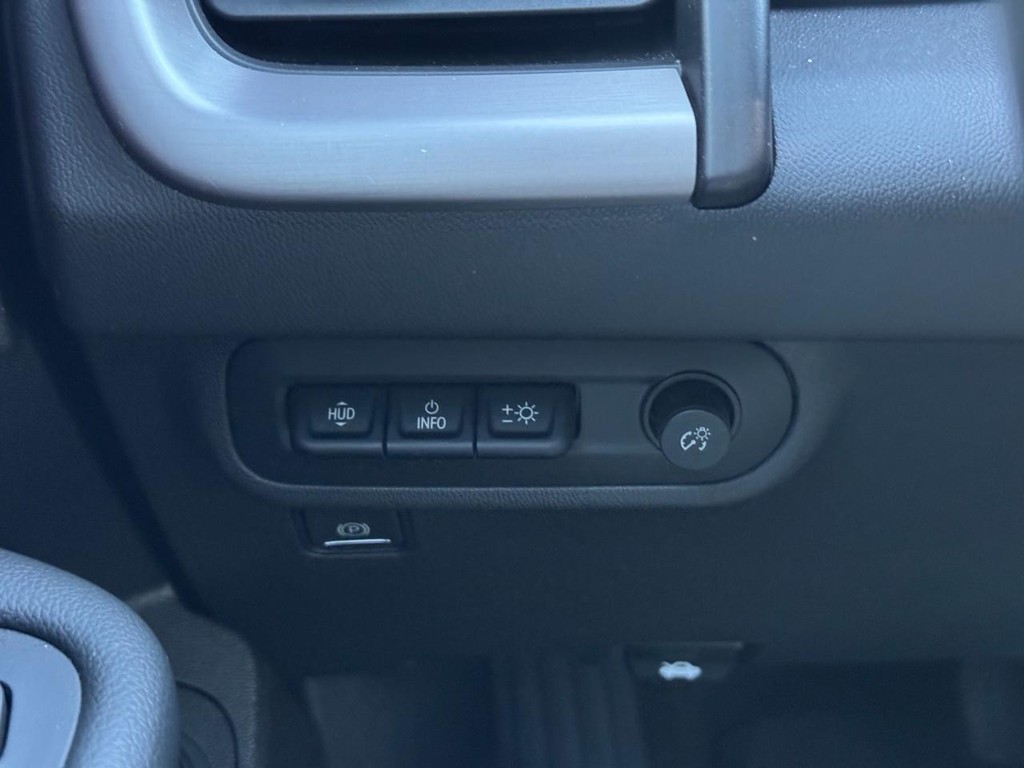 GMC Terrain Vehicle Full-screen Gallery Image 22