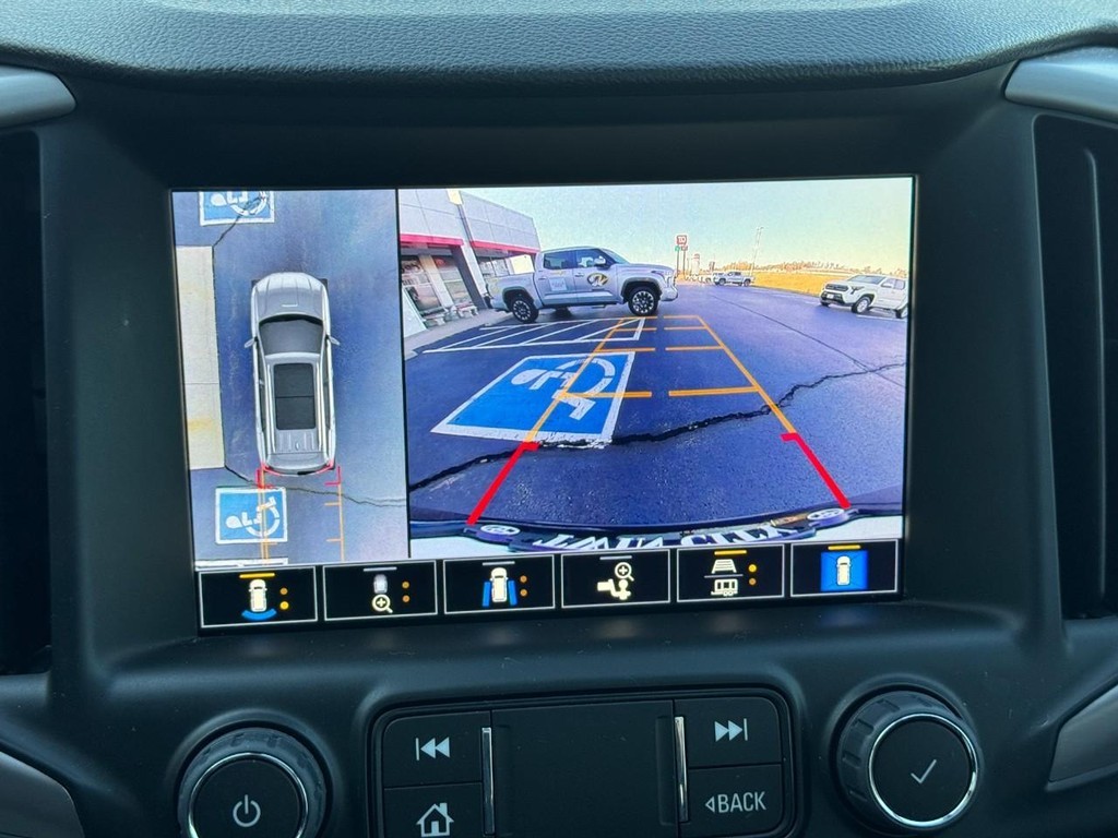 GMC Terrain Vehicle Full-screen Gallery Image 27