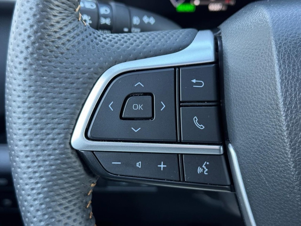 Toyota Sienna Vehicle Full-screen Gallery Image 23
