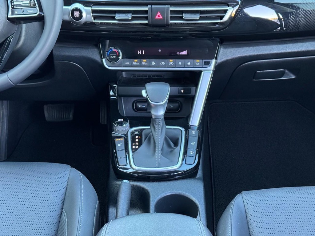 Kia Seltos Vehicle Full-screen Gallery Image 17
