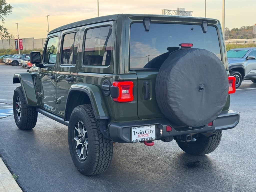 Jeep Wrangler Vehicle Full-screen Gallery Image 08