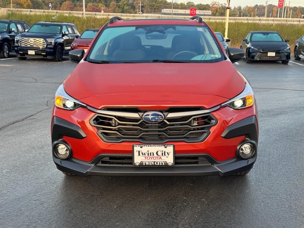 Subaru Crosstrek Vehicle Full-screen Gallery Image 11