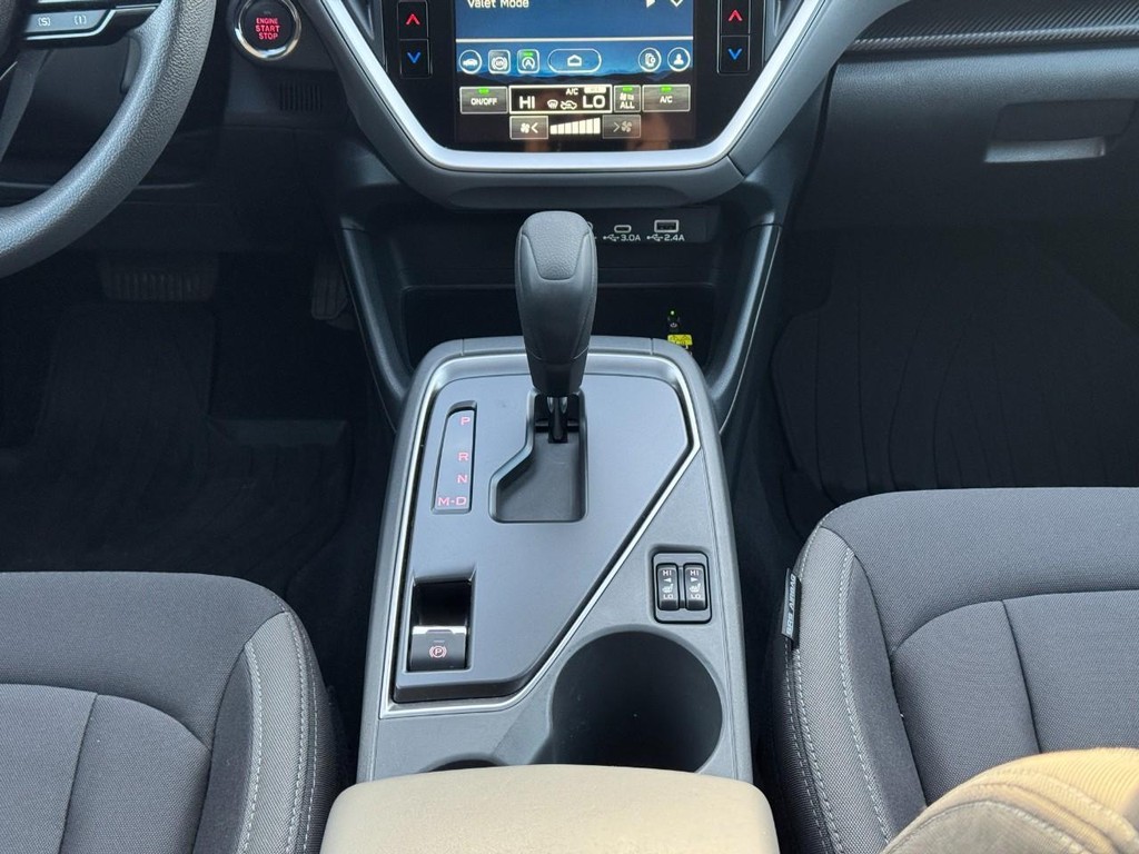 Subaru Crosstrek Vehicle Full-screen Gallery Image 17