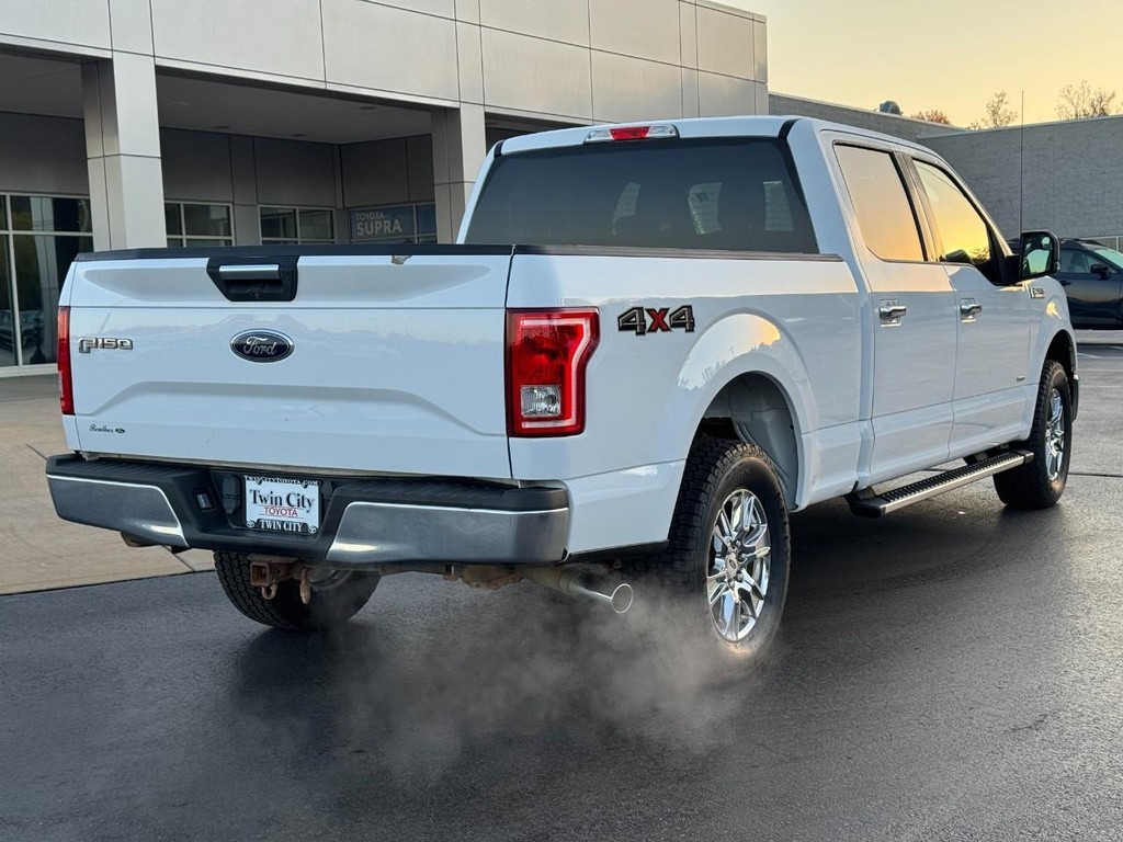 Ford F-150 Vehicle Full-screen Gallery Image 04