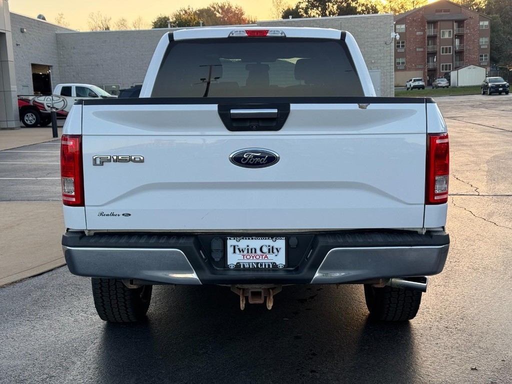 Ford F-150 Vehicle Full-screen Gallery Image 05
