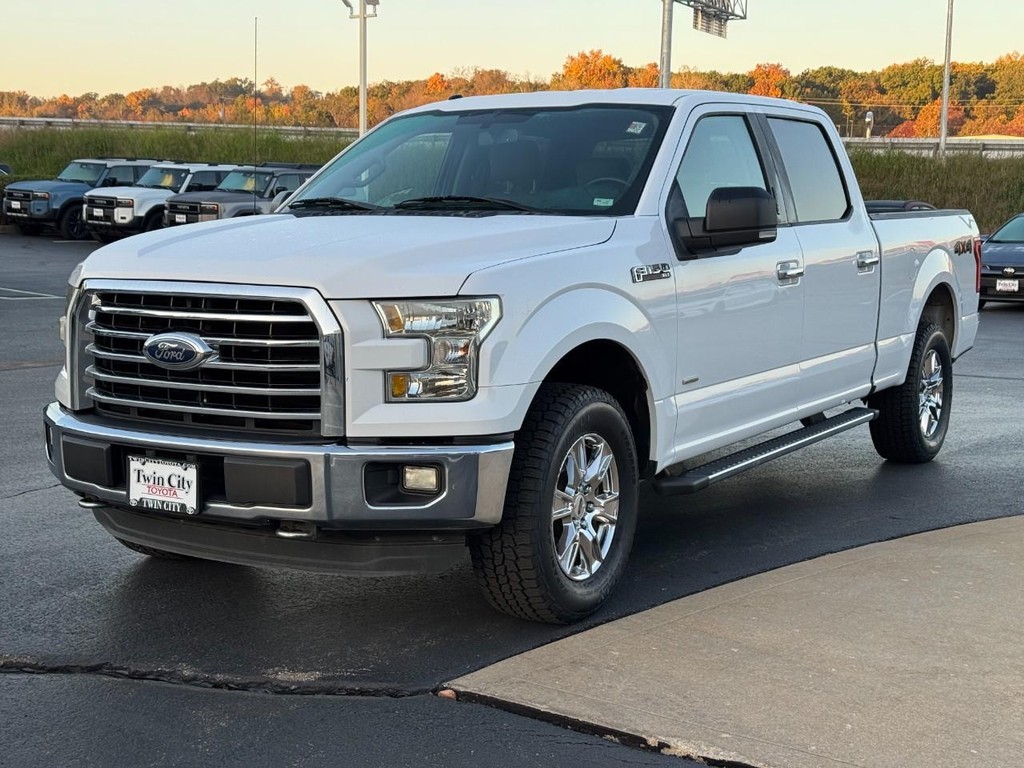 Ford F-150 Vehicle Full-screen Gallery Image 10