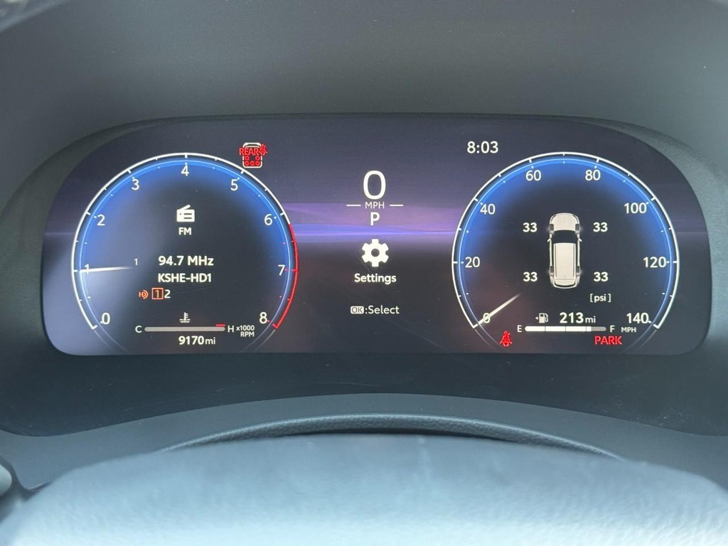 Toyota Highlander Vehicle Full-screen Gallery Image 26